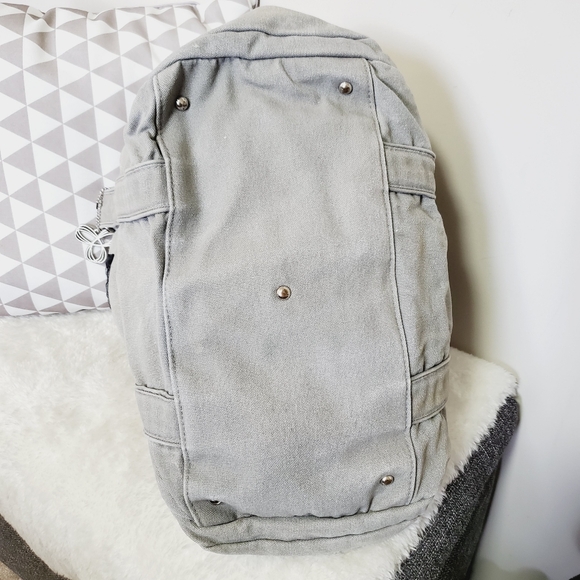 Aritzia TNA Military Utility Canvas Duffle Bag - Picture 4 of 9